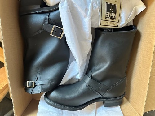 New box women 9 5 - in, frye
